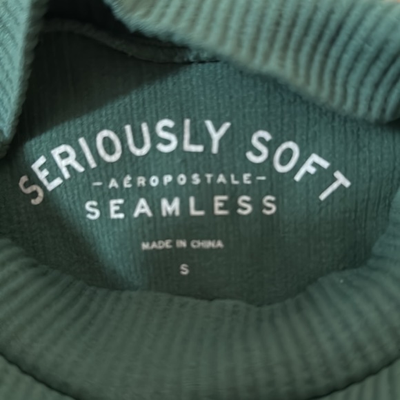 Green Halter Crop Top - Picture 2 of 2